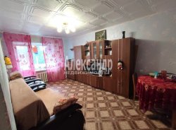 3-комнатная квартира (62м2) на продажу по адресу Приморск г., Школьная ул., 7— фото 10 из 27