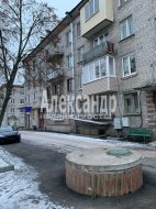 1-комнатная квартира (29м2) на продажу по адресу Кузнечное пос., Юбилейная ул., 7— фото 3 из 18