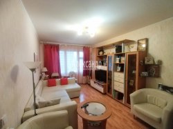3-комнатная квартира (72м2) на продажу по адресу Бадаева ул., 8— фото 13 из 35