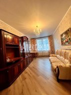2-комнатная квартира (62м2) на продажу по адресу Адмирала Трибуца ул., 10— фото 10 из 34