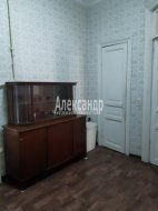 1-комнатная квартира (50м2) на продажу по адресу Суворовский просп., 33— фото 7 из 16