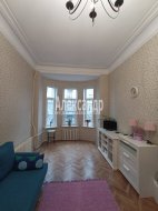 Комната в 5-комнатной квартире (147м2) на продажу по адресу Ленина ул., 17— фото 2 из 10