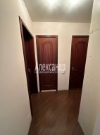 3-комнатная квартира (70м2) на продажу по адресу Малая Бухарестская ул., 9— фото 29 из 37