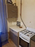 Комната в 5-комнатной квартире (147м2) на продажу по адресу Ленина ул., 17— фото 8 из 10