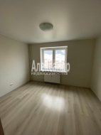 2-комнатная квартира (55м2) на продажу по адресу Мурино г., Петровский бул., 3— фото 5 из 25