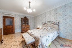 5-комнатная квартира (375м2) на продажу по адресу Пушкин г., Дворцовая ул., 5— фото 26 из 53