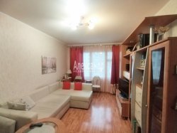 3-комнатная квартира (72м2) на продажу по адресу Бадаева ул., 8— фото 14 из 35