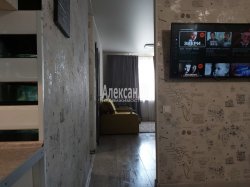 4-комнатная квартира (60м2) на продажу по адресу Ветеранов просп., 97— фото 13 из 22