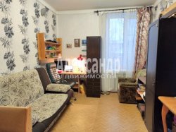 Комната в 14-комнатной квартире (326м2) на продажу по адресу Выборг г., Некрасова ул., 31— фото 2 из 9