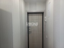 1-комнатная квартира (33м2) на продажу по адресу Кузнечное пос., Юбилейная ул., 2— фото 9 из 14
