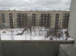 1-комнатная квартира (40м2) на продажу по адресу Тосно г., Островского ул., 17— фото 4 из 13