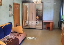 3-комнатная квартира (80м2) на продажу по адресу Ударников просп., 27— фото 3 из 28