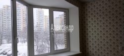 3-комнатная квартира (56м2) на продажу по адресу Стрельна г., Гоголя ул., 6— фото 6 из 28