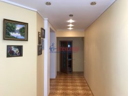 3-комнатная квартира (90м2) на продажу по адресу Коломяжский просп., 26— фото 7 из 21