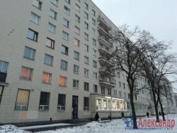 3-комнатная квартира (54м2) на продажу по адресу Большеохтинский просп., 10— фото 14 из 21