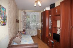 3-комнатная квартира (56м2) на продажу по адресу Краснодонская ул., 31— фото 5 из 18