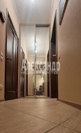 2-комнатная квартира (60м2) на продажу по адресу Оптиков ул., 52— фото 9 из 12
