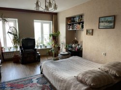 4-комнатная квартира (90м2) на продажу по адресу Троицкий пр., 12— фото 2 из 17