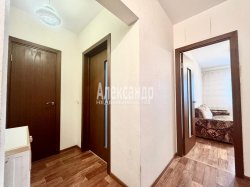 1-комнатная квартира (42м2) на продажу по адресу Муринская дор., 84— фото 2 из 25