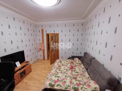 3-комнатная квартира (76м2) на продажу по адресу Большой Казачий пер., 6— фото 10 из 21