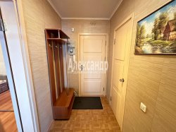 1-комнатная квартира (32м2) на продажу по адресу Бухарестская ул., 146— фото 6 из 21