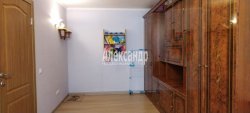 1-комнатная квартира (36м2) на продажу по адресу Дыбенко ул., 13— фото 6 из 20