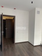1-комнатная квартира (32м2) на продажу по адресу Гладышевский просп., 38— фото 7 из 17