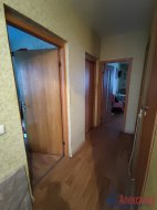 2-комнатная квартира (57м2) на продажу по адресу Маршала Казакова ул., 68— фото 18 из 32
