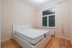2-комнатная квартира (62м2) на продажу по адресу Дыбенко ул., 8— фото 8 из 21