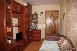3-комнатная квартира (56м2) на продажу по адресу Краснодонская ул., 31— фото 6 из 18
