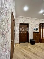 2-комнатная квартира (62м2) на продажу по адресу Адмирала Трибуца ул., 10— фото 24 из 34