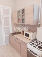 1-комнатная квартира (46м2) на продажу по адресу Маршала Блюхера просп., 12— фото 5 из 16