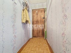 1-комнатная квартира (30м2) на продажу по адресу Глажево пос., 4— фото 9 из 10