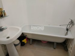 3-комнатная квартира (72м2) на продажу по адресу Парголово пос., Заречная ул., 17— фото 9 из 17