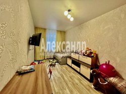 3-комнатная квартира (56м2) на продажу по адресу Выборг г., Приморская ул., 26— фото 7 из 18