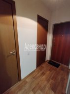 1-комнатная квартира (35м2) на продажу по адресу Дунайский просп., 14— фото 7 из 18