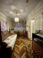 3-комнатная квартира (56м2) на продажу по адресу Новоизмайловский просп., 21— фото 4 из 25