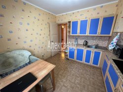 1-комнатная квартира (32м2) на продажу по адресу Бухарестская ул., 146— фото 15 из 21