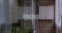 1-комнатная квартира (36м2) на продажу по адресу Дыбенко ул., 13— фото 10 из 20