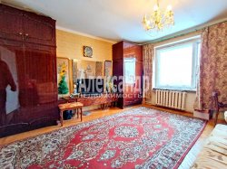 3-комнатная квартира (68м2) на продажу по адресу Выборг г., Кутузова бул., 7— фото 3 из 19