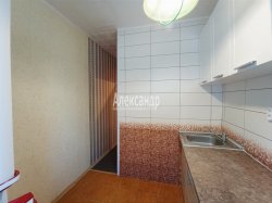 2-комнатная квартира (44м2) на продажу по адресу Выборг г., Спортивная ул., 6— фото 3 из 11