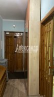 3-комнатная квартира (80м2) на продажу по адресу Самойловой ул., 28/11— фото 8 из 42