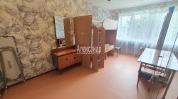 2-комнатная квартира (56м2) на продажу по адресу Запорожское пос., Советская ул., 12— фото 3 из 18