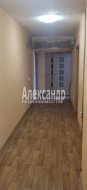 3-комнатная квартира (62м2) на продажу по адресу Петергофское шос., 3— фото 8 из 13