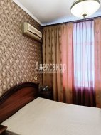 4-комнатная квартира (100м2) на продажу по адресу Полюстровский просп., 47— фото 15 из 26