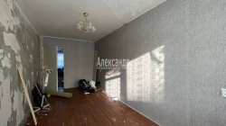2-комнатная квартира (45м2) на продажу по адресу Светогорск г., Гарькавого ул., 16— фото 8 из 13