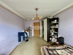 3-комнатная квартира (62м2) на продажу по адресу 2 Рабфаковский пер., 6— фото 2 из 13