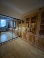4-комнатная квартира (91м2) на продажу по адресу Парголово пос., Приозерское шос., 11— фото 10 из 36