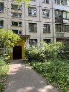 2-комнатная квартира (46м2) на продажу по адресу Ветеранов просп., 151— фото 2 из 13