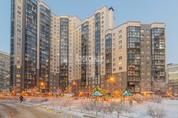 2-комнатная квартира (60м2) на продажу по адресу Русановская ул., 17— фото 27 из 31